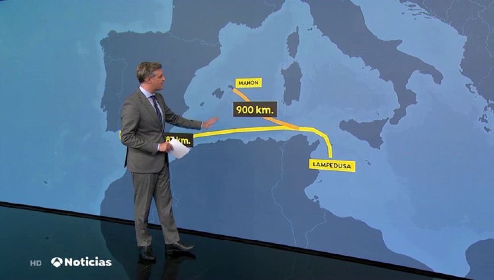 España ofrece al Open Arms atracar en el puerto más cercano pero la ONG insiste en desembarcar en Lampedusa