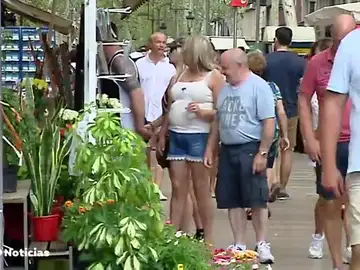El sector turístico barcelonés se ha recuperado tras los atentados en Cataluña El sector turístico barcelonés se ha recuperado tras los atentados en Cataluña