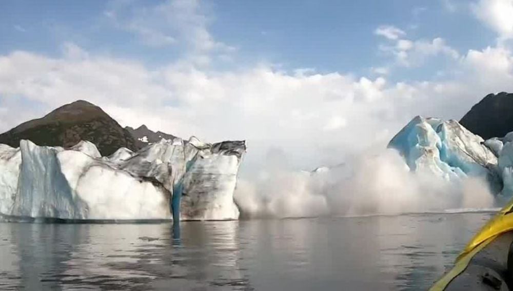 Colapso de un glaciar en Alaska