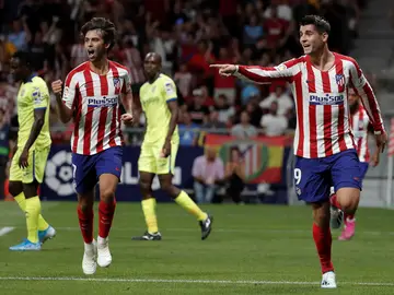 Morata y Joao Félix celebran el gol ante el Getafe Morata y Joao Félix celebran el gol ante el Getafe