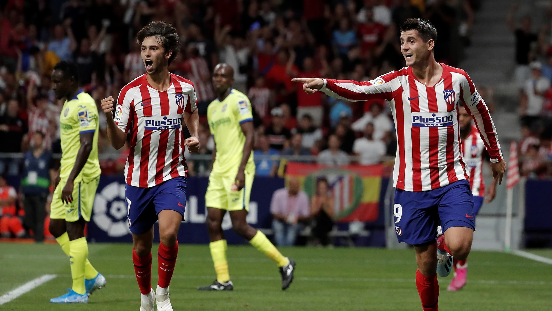 Morata y Joao Félix celebran el gol ante el Getafe Morata y Joao Félix celebran el gol ante el Getafe