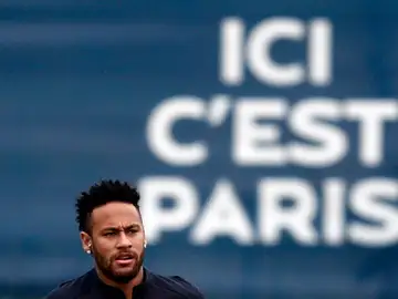 Neymar, durante un entrenamiento Neymar, durante un entrenamiento