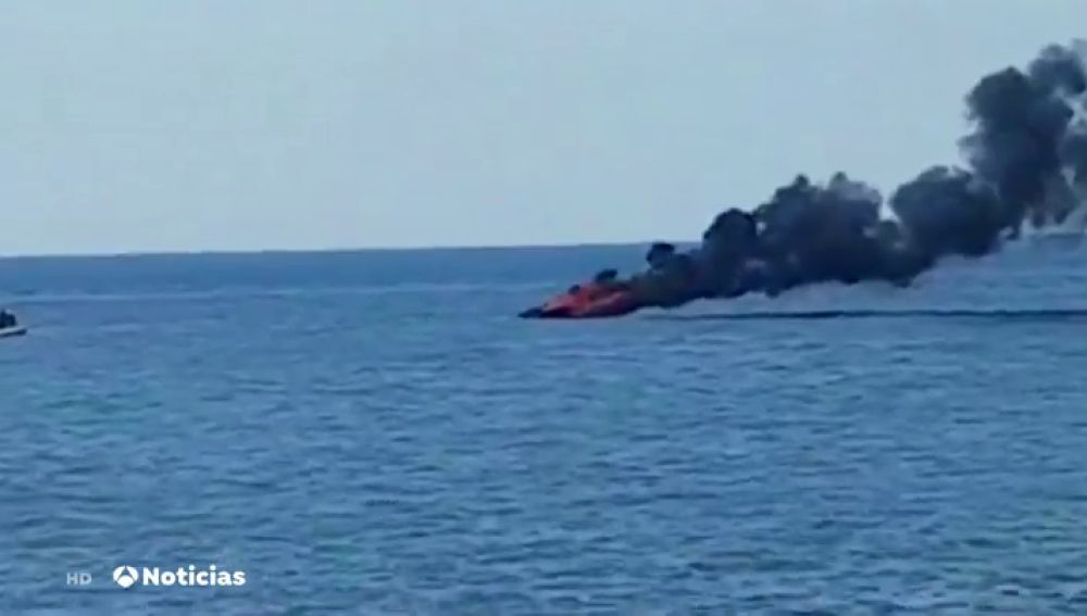 Heridos de gravedad un padre y un hijo tras explotar su barco en Mallorca