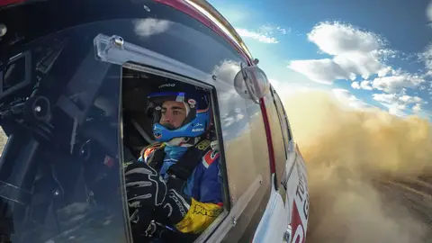 Fernando Alonso, subido al Toyota Fernando Alonso, subido al Toyota