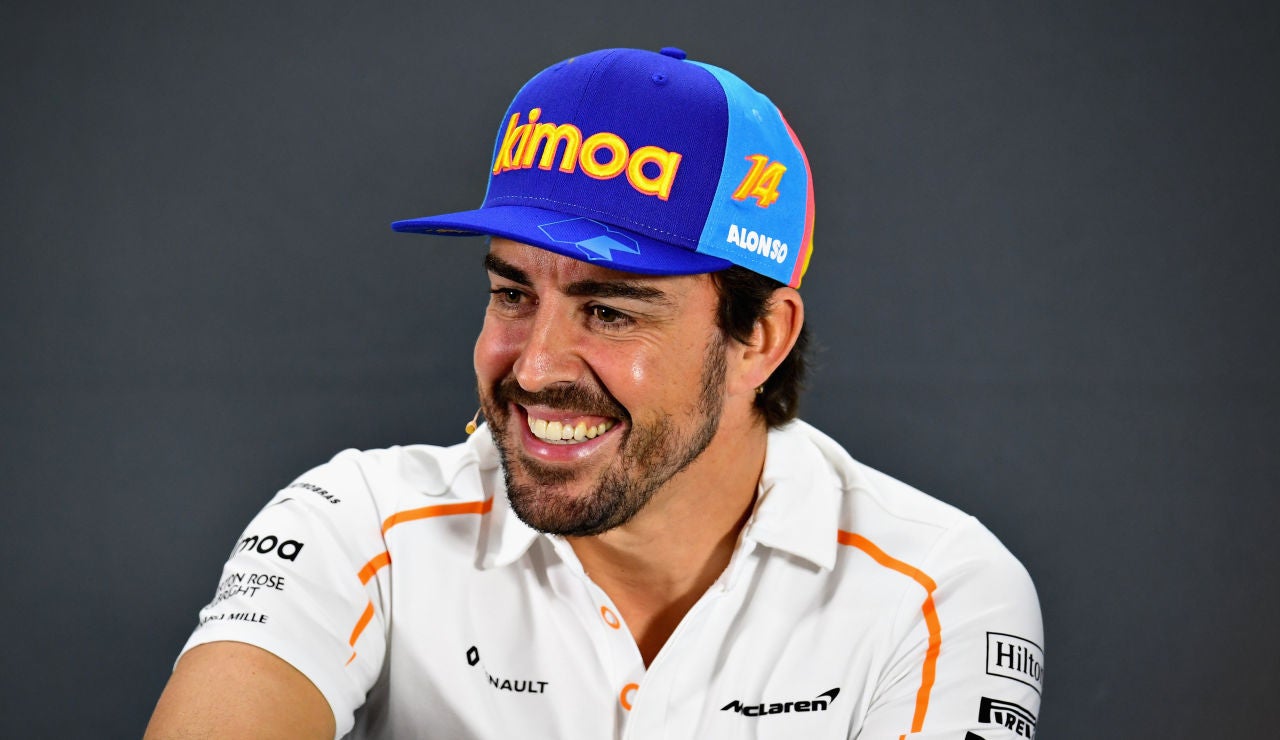 Fernando Alonso, sonriente durante una rueda de prensa Fernando Alonso, sonriente durante una rueda de prensa