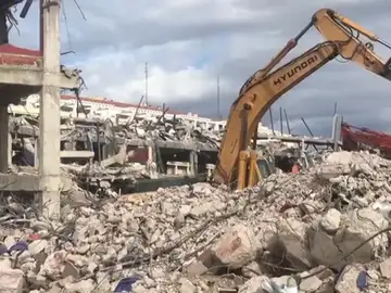 El Vicente Calderón, en ruinas: las imágenes que entristecen a los atléticos El Vicente Calderón, en ruinas: las imágenes que entristecen a los atléticos
