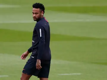 Neymar, durante un entrenamiento Neymar, durante un entrenamiento