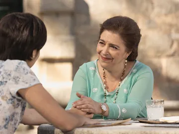 Francisca y María mantienen la esperanza de que Puente Viejo sobreviva Francisca y María mantienen la esperanza de que Puente Viejo sobreviva