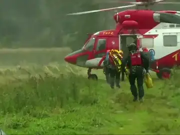 El impacto de un rayo provoca al menos cuatro muertos en una montaña de Polonia El impacto de un rayo provoca al menos cuatro muertos en una montaña de Polonia