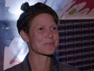 La ex actriz del porno Jeni Lee en el documental sobre la mendicidad los túneles de San Francisco La ex actriz del porno Jeni Lee en el documental sobre la mendicidad los túneles de San Francisco