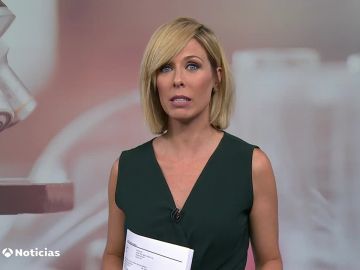 María José Sáez presentando Antena 3 Noticias 1