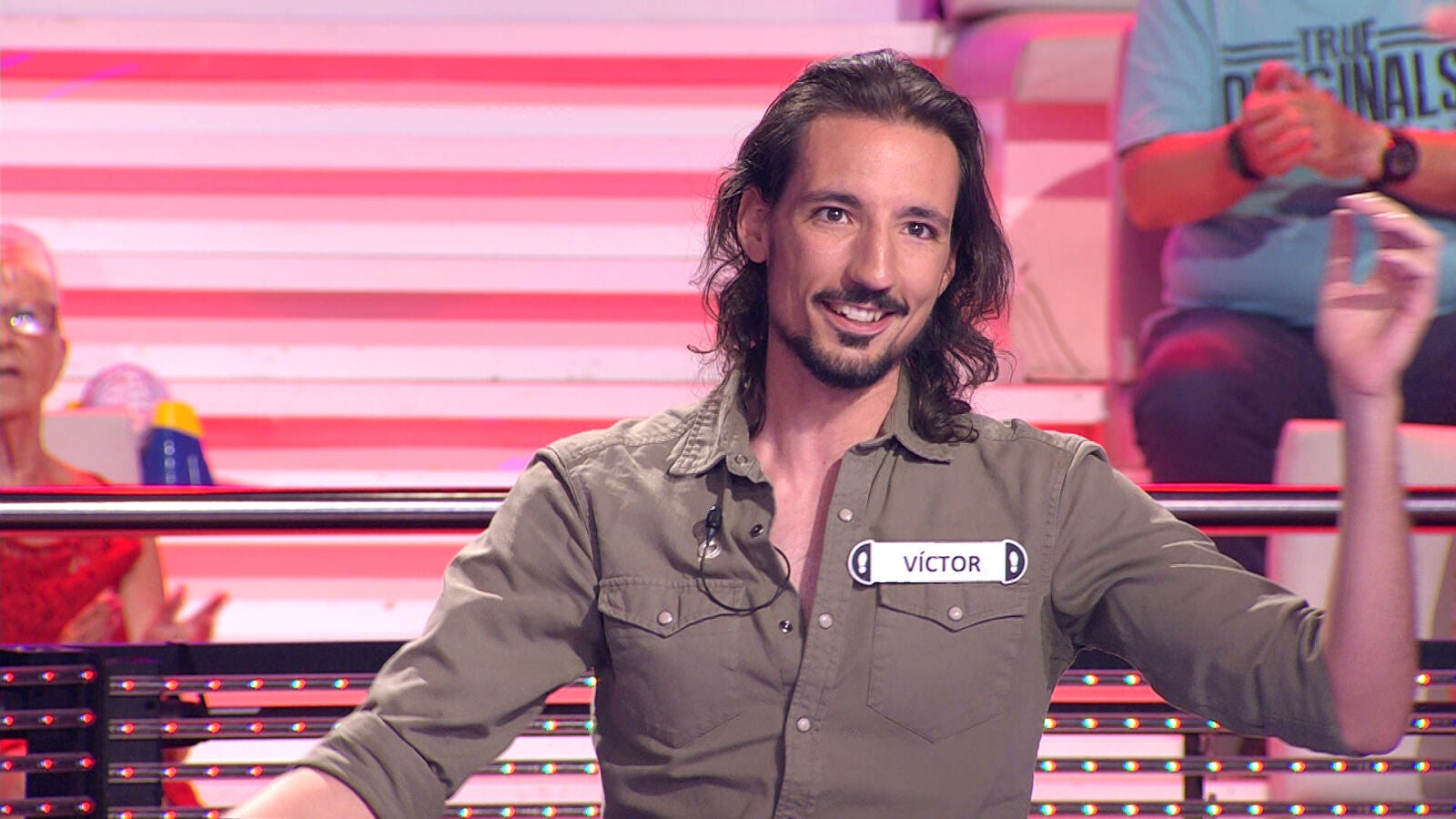 Un concursante de '¡Ahora caigo!' hace una excelente imitación de Raphael 