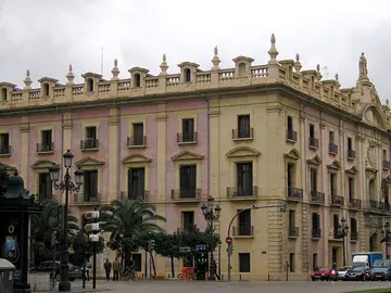 Edificio de la Fiscalía provincial de Valencia. Edificio de la Fiscalía provincial de Valencia.