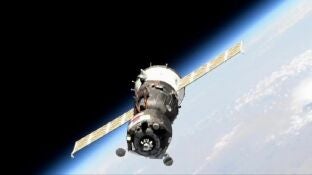 La nave Soyuz MS-14 con el androide ruso Fi&oacute;dor.