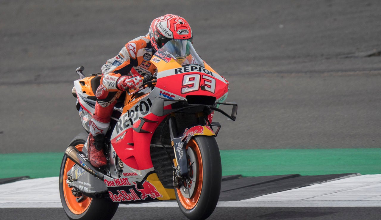Márquez durante la sesión antes de la suspensión