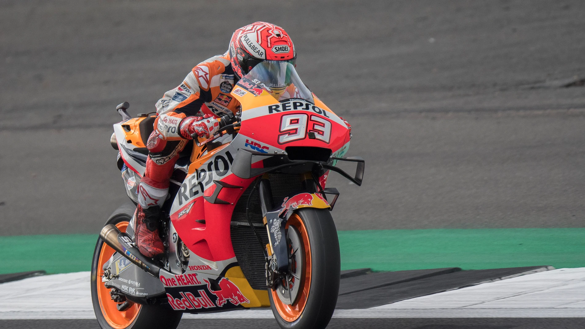 Márquez durante la sesión antes de la suspensión Márquez durante la sesión antes de la suspensión