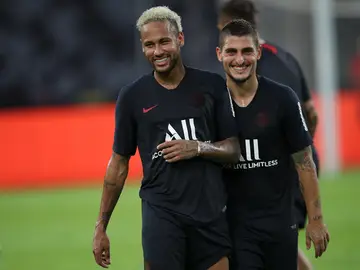 Neymar y Verratti en un entrenamiento Neymar y Verratti en un entrenamiento