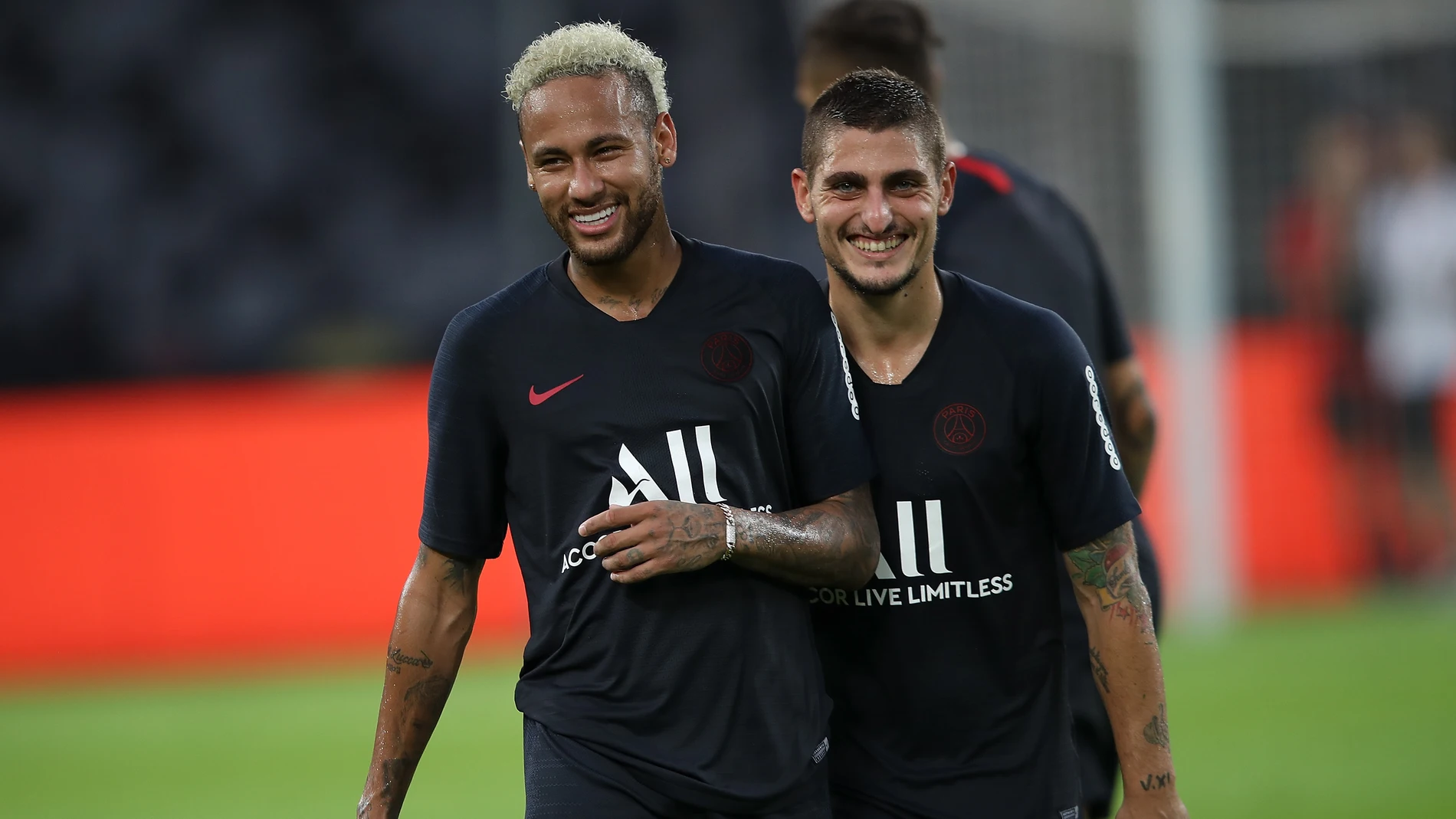 Neymar y Verratti en un entrenamiento Neymar y Verratti en un entrenamiento