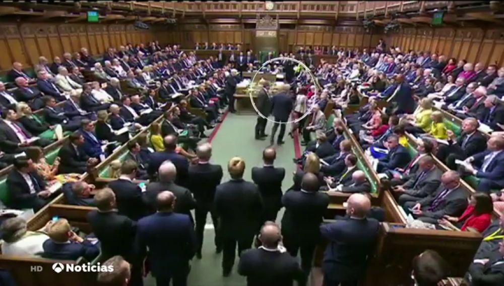 El Parlamento británico aprueba la ley para bloquear un 'brexit' sin acuerdo