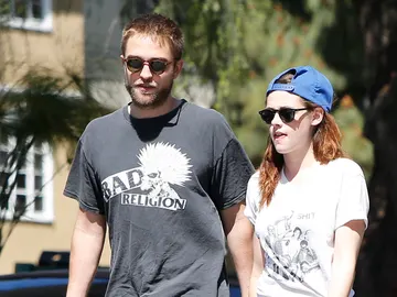 Robert Pattinson y Kristen Stewart Robert Pattinson y Kristen Stewart