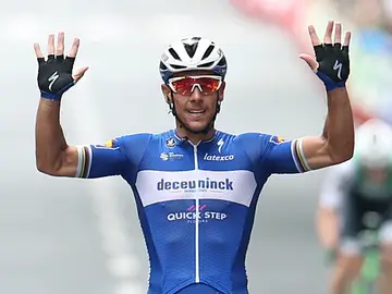 Philippe Gilbert celebra sus victoria en la llegada de Bilbao Philippe Gilbert celebra sus victoria en la llegada de Bilbao