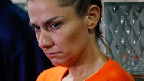 La mujer detenida en el aeropuerto de Manila La mujer detenida en el aeropuerto de Manila