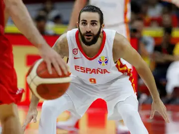 Ricky Rubio, en acción en un partido del Mundial de basket Ricky Rubio, en acción en un partido del Mundial de basket