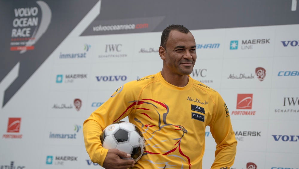 El exjugador brasileño Cafú en un acto publicitario