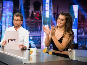 Amaia habla en 'El Hormiguero 3.0' de su single 'El relámpago': "Me cayó la ramificación de un rayo" Amaia habla en 'El Hormiguero 3.0' de su single 'El relámpago': "Me cayó la ramificación de un rayo"