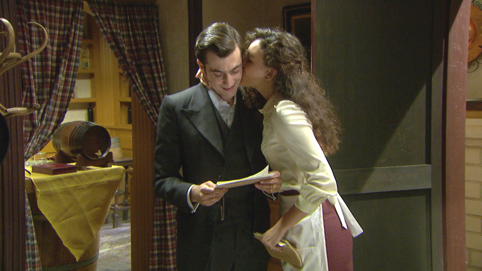 Prudencio y Lola en 'El secreto de Puente Viejo'