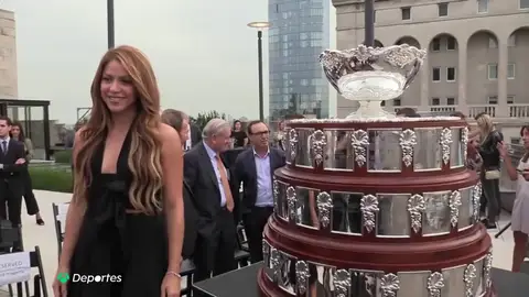 Piqué y Shakira presentan la nueva Copa Davis en una impresionante presentación en Nueva York Piqué y Shakira presentan la nueva Copa Davis en una impresionante presentación en Nueva York
