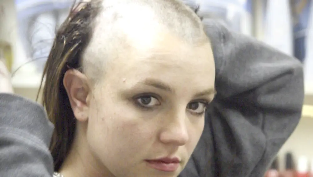 Britney Spears con el pelo rapado en 2007