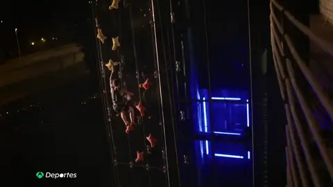 El reto entre hombre y máquina: consigue subir 23 metros verticales en apenas... 12 segundos El reto entre hombre y máquina: consigue subir 23 metros verticales en apenas... 12 segundos