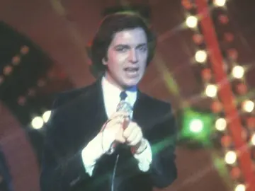 Camilo Sesto durante una actuación Camilo Sesto durante una actuación