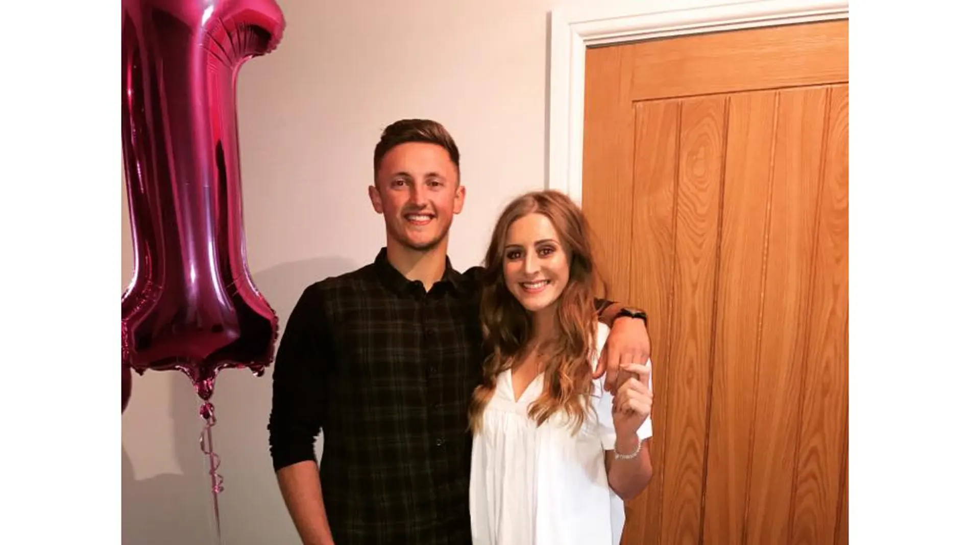 Grace Baker-Padden y Joe Cowling. Grace Baker-Padden y Joe Cowling.
