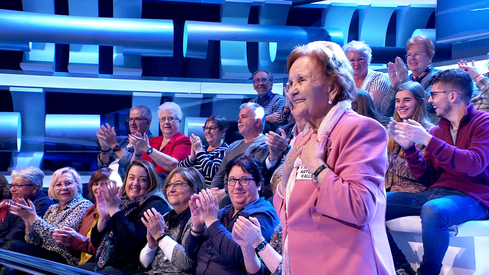 Palmira Gog&oacute; celebra su 82 cumplea&ntilde;os en el plat&oacute; de '&iexcl;Ahora caigo!': &iexcl;Felicidades!