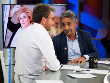 Miguel Ángel Revilla sobre Pilar Rahola en 'El Hormiguero 3.0': "No la creo en absoluto" Miguel Ángel Revilla sobre Pilar Rahola en 'El Hormiguero 3.0': "No la creo en absoluto"