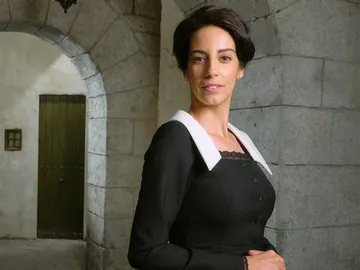 Almudena Cid es Manuela Sánchez Almudena Cid es Manuela Sánchez