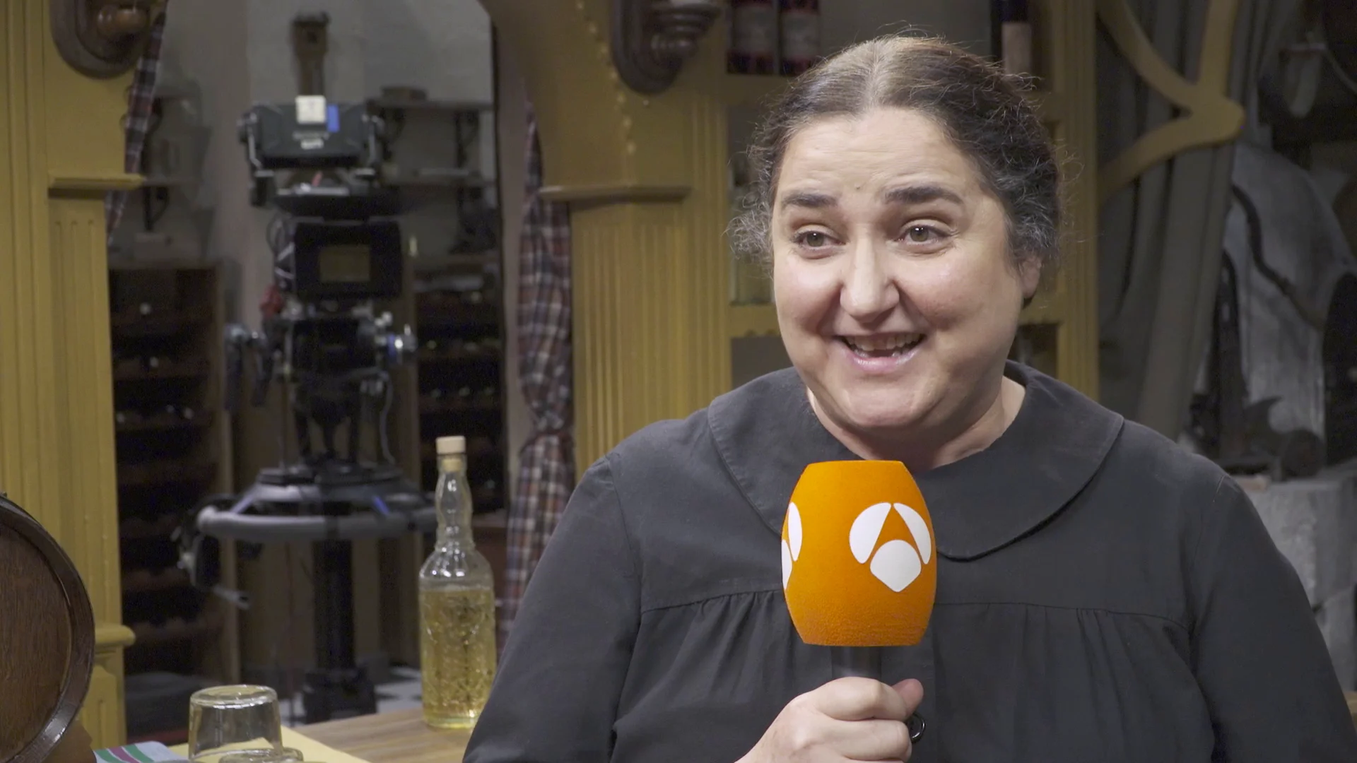 ¿Cuánto sabe Trinidad Iglesias de Consuelo y de Puente Viejo? La actriz se enfrenta al test de la serie