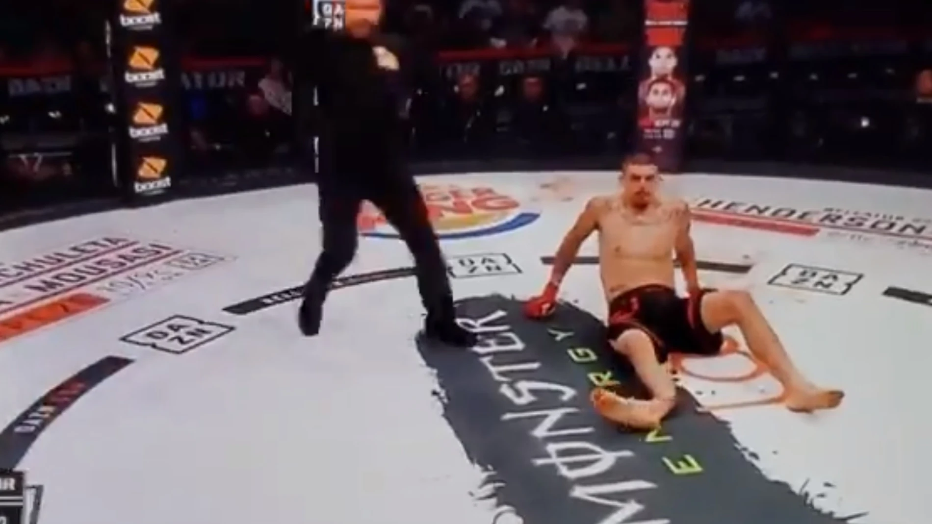 El momento de la grave lesión de Albert Gonzales El momento de la grave lesión de Albert Gonzales