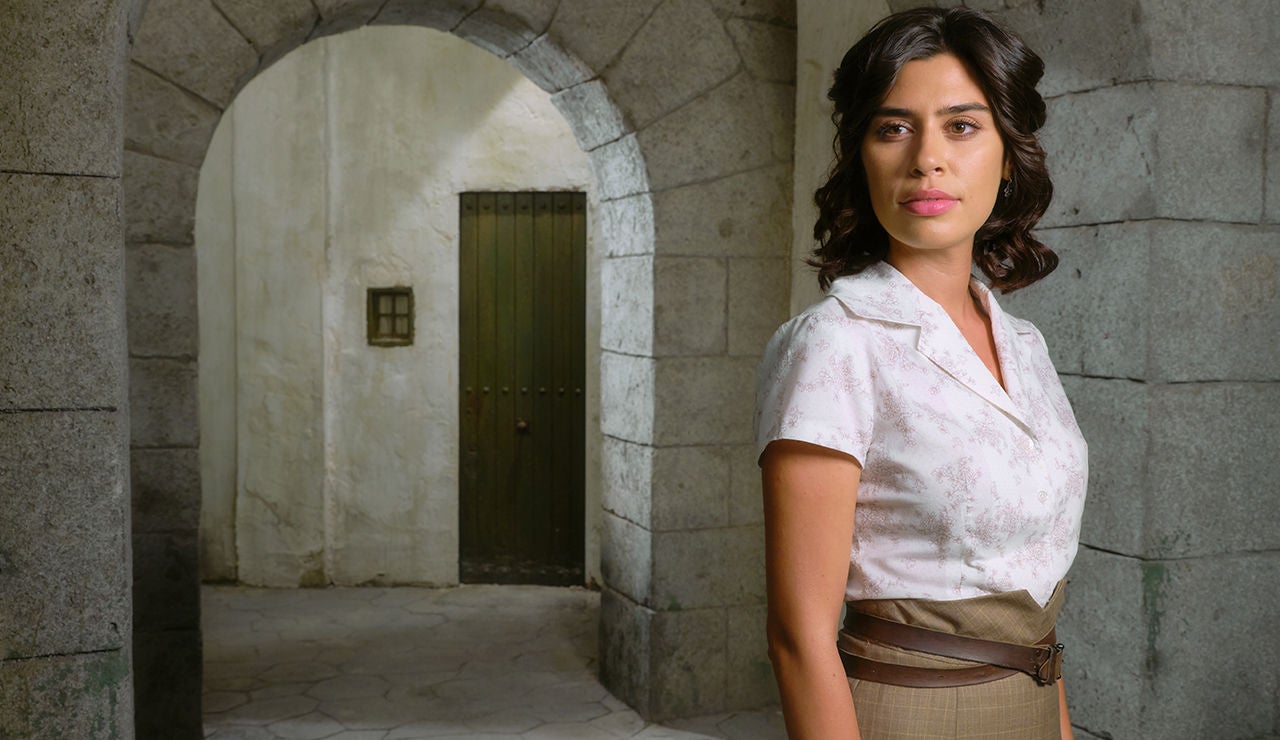 Roser Tapias es Alicia Urrutia 