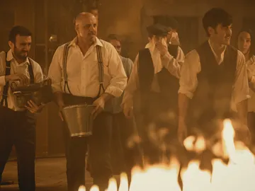 Así se grabó el incendio que cierra una temporada de Puente Viejo Así se grabó el incendio que cierra una temporada de Puente Viejo