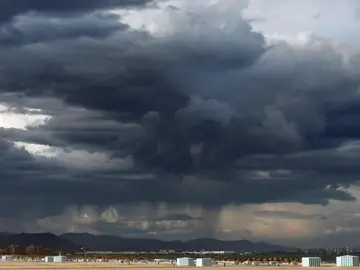 La playa de la Malvarrosa La playa de la Malvarrosa