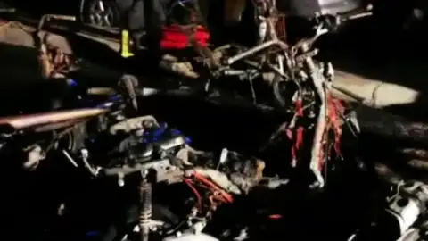 Motos calcinadas en Málaga Motos calcinadas en Málaga