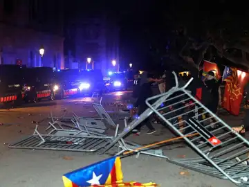 Altercados en los alrededores del Parlament Altercados en los alrededores del Parlament
