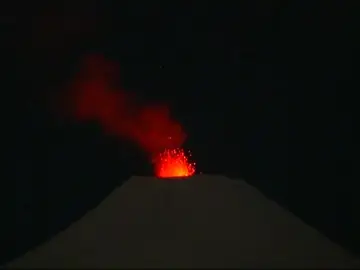 Crece la actividad en el volcán Villarrica Crece la actividad en el volcán Villarrica