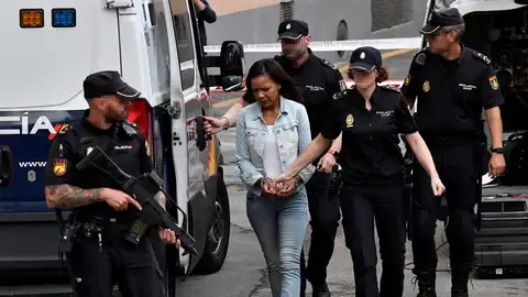 Ana Julia Quezada, a su llegada a la Audiencia Provincial de Almería, en una imagen de archivo ONDA CERO ALMERIA