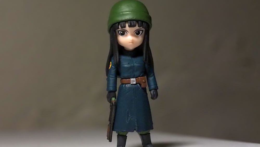 Juguete de una mujer soldado