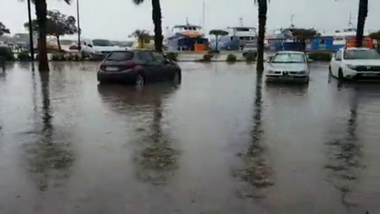 La DANA Deja Graves Inundaciones En Ontinyent En Una Jornada De Lluvias ...