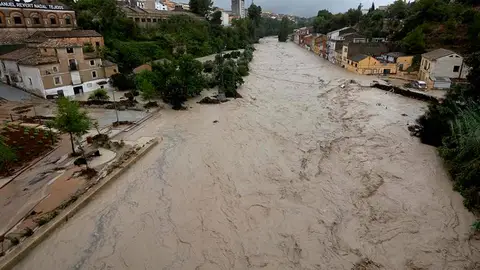 El desbordamiento del río Clariano a su paso por Ontinyent a consecuencia del temporal de lluvias que afecta a la Comunitat Valenciana El desbordamiento del río Clariano a su paso por Ontinyent a consecuencia del temporal de lluvias que afecta a la Comunitat Valenciana